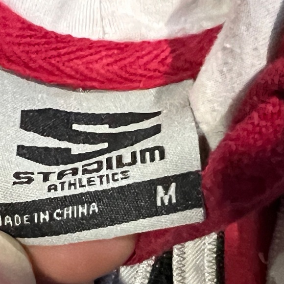 University of Indiana Hoosiers NCAA College Hoodie Stitched Sweatshirt - Picture 5 of 5